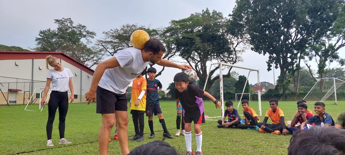 Patrick & Aguszka Freestyle Demo at IpohBUG Football Academy
